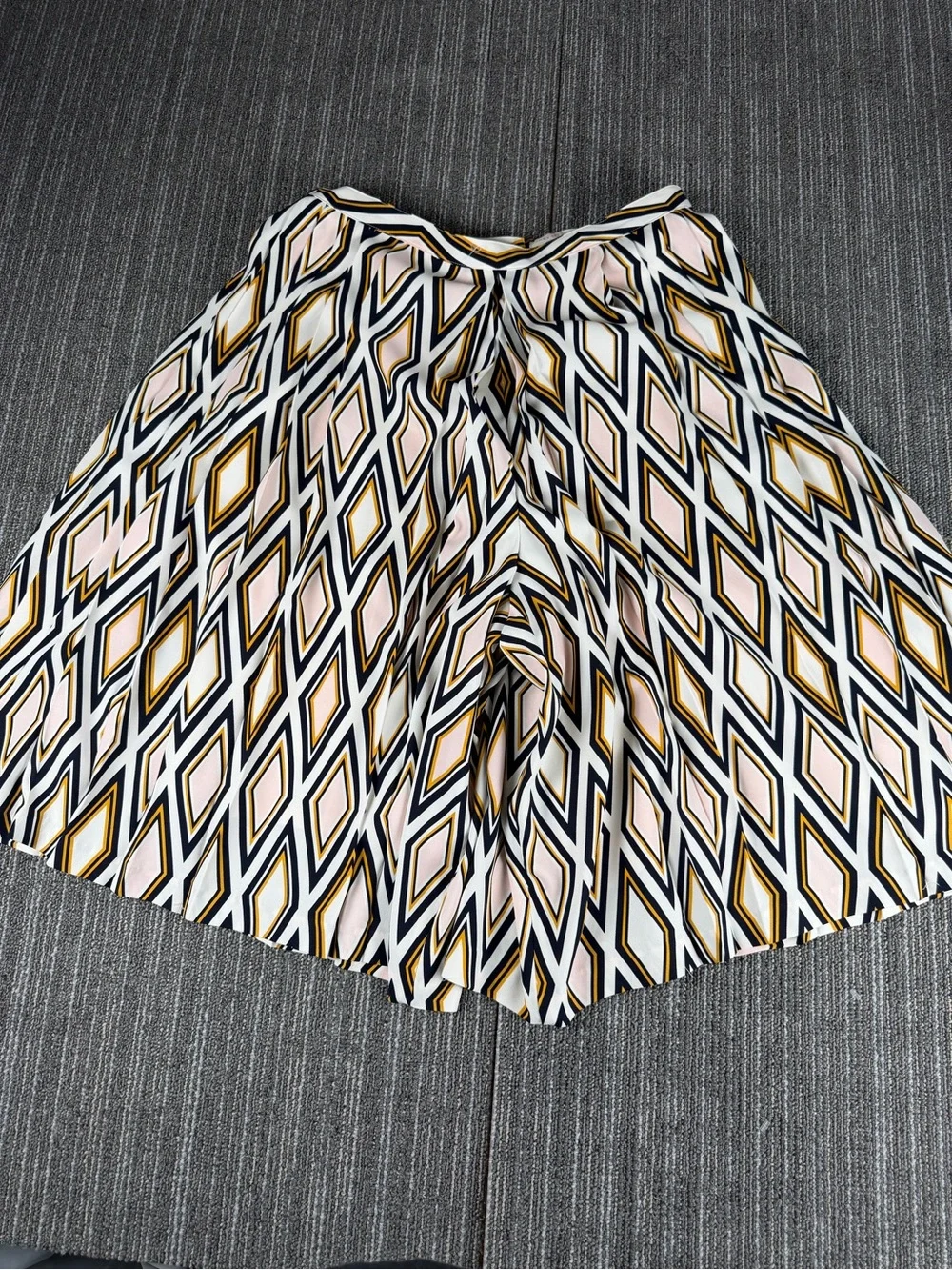 Tory Burch Faye Pleated Culottes/ Wide Legged Skort Women’s Size 10